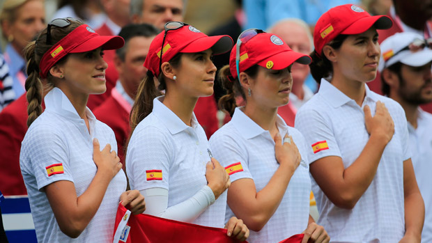 Members of the Spanish team during the first round of the International Crown