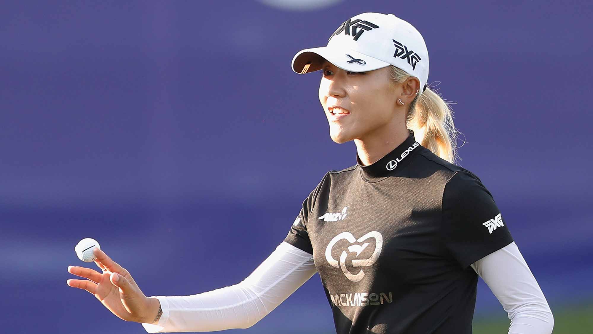 Lydia Ko of New Zealand acknowledges to the spectators at the eighteen hole during the third round of the Swinging Skirts LPGA Taiwan Championship at Ta Shee Golf & Country Club on October 27, 2018 in Taoyuan, Chinese Taipei